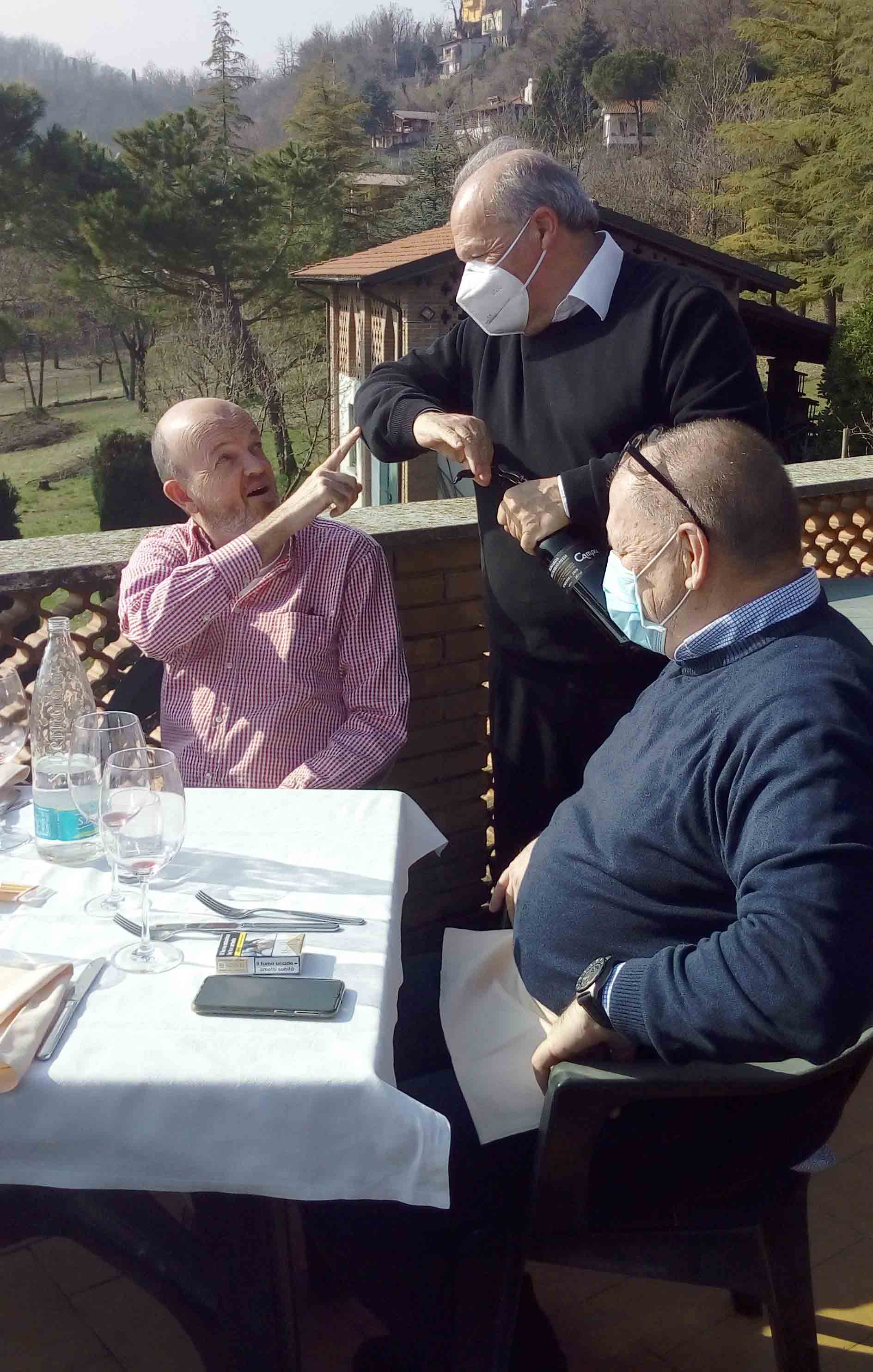 Der Autor am italienisches Mittagessen, oder 'pranzo'